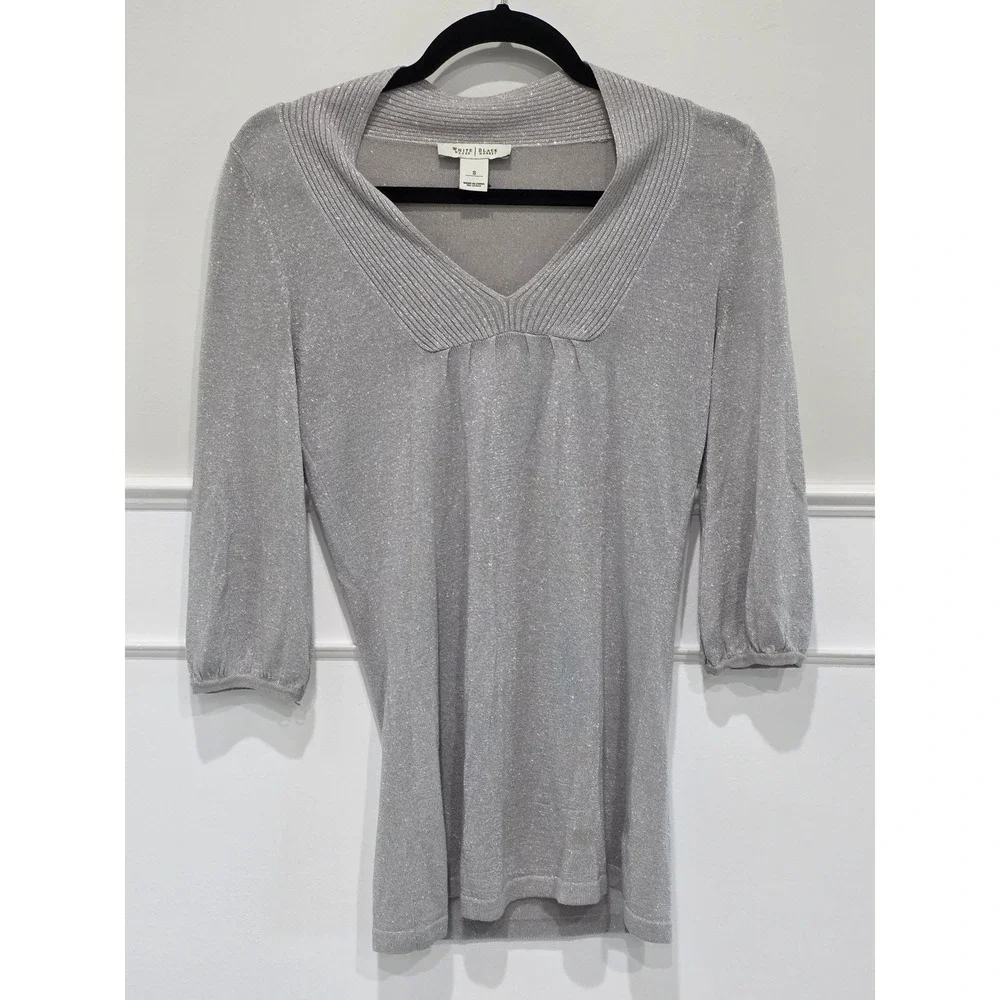 White House Black Market Silver Metallic V-Neck 3/4 Sleeve Knit Top Small - Picture 1 of 6